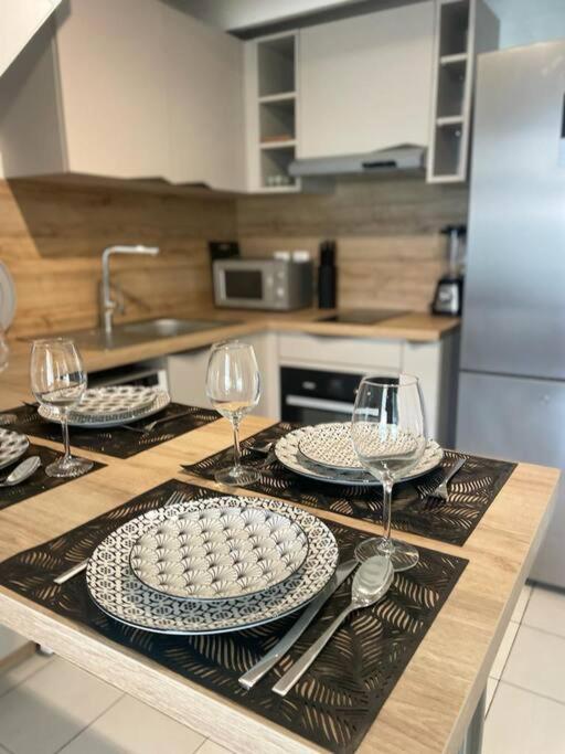 Ti Macloa - Appartement Les Pieds Dans L'Eau Sainte-Anne  Ngoại thất bức ảnh
