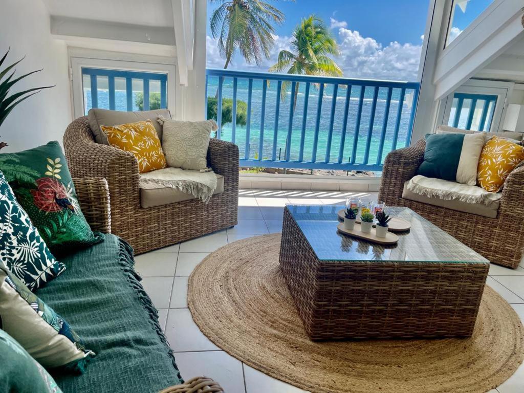 Ti Macloa - Appartement Les Pieds Dans L'Eau Sainte-Anne  Ngoại thất bức ảnh